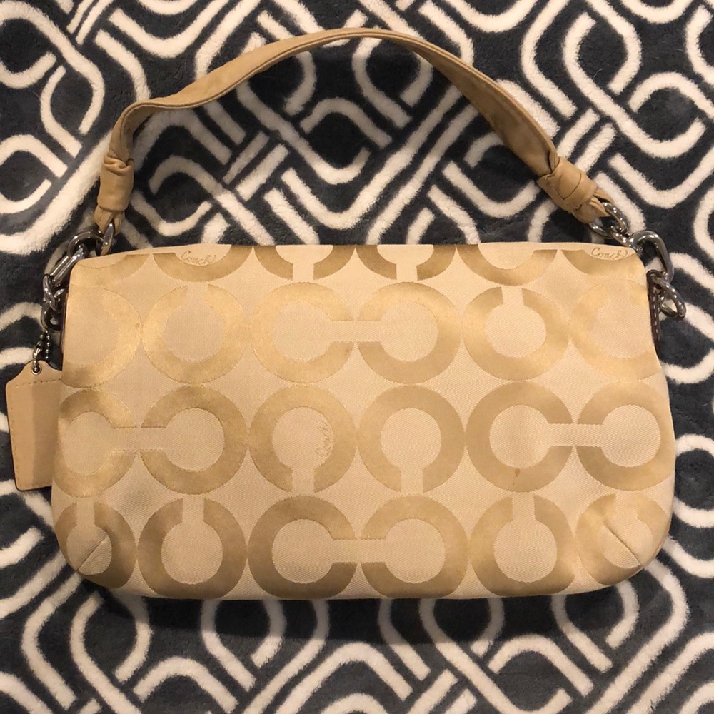 Coach Signature Collection - image 4